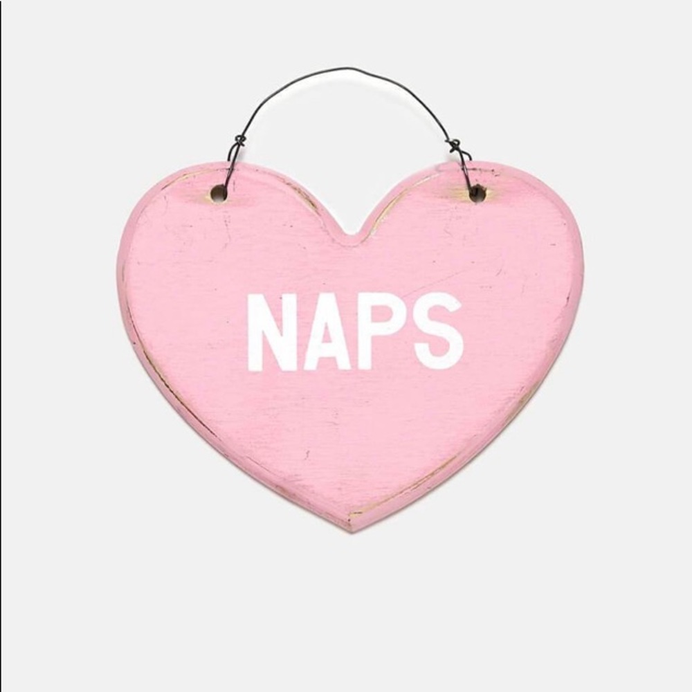 Dormify “Naps” Heart Wooden Sign